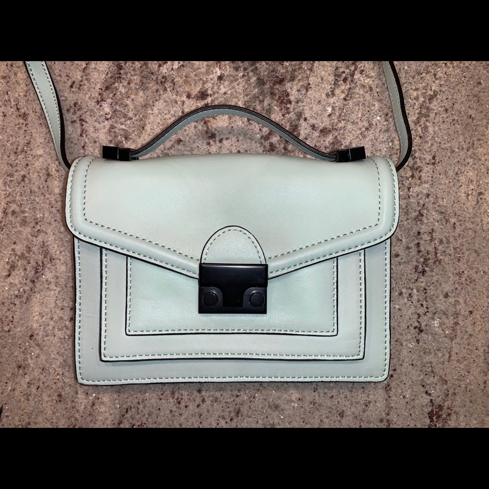 Loeffler Randall - Picture 1 of 5